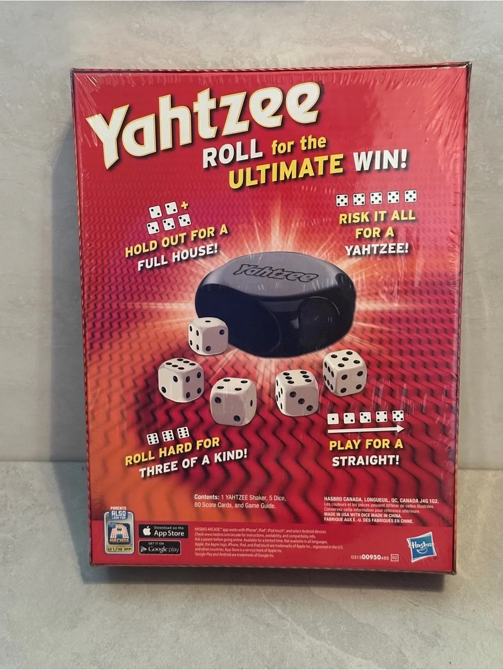 Brand New! Yahtzee Dice Game with Shaker Complete Hasbro Gaming Classic Game